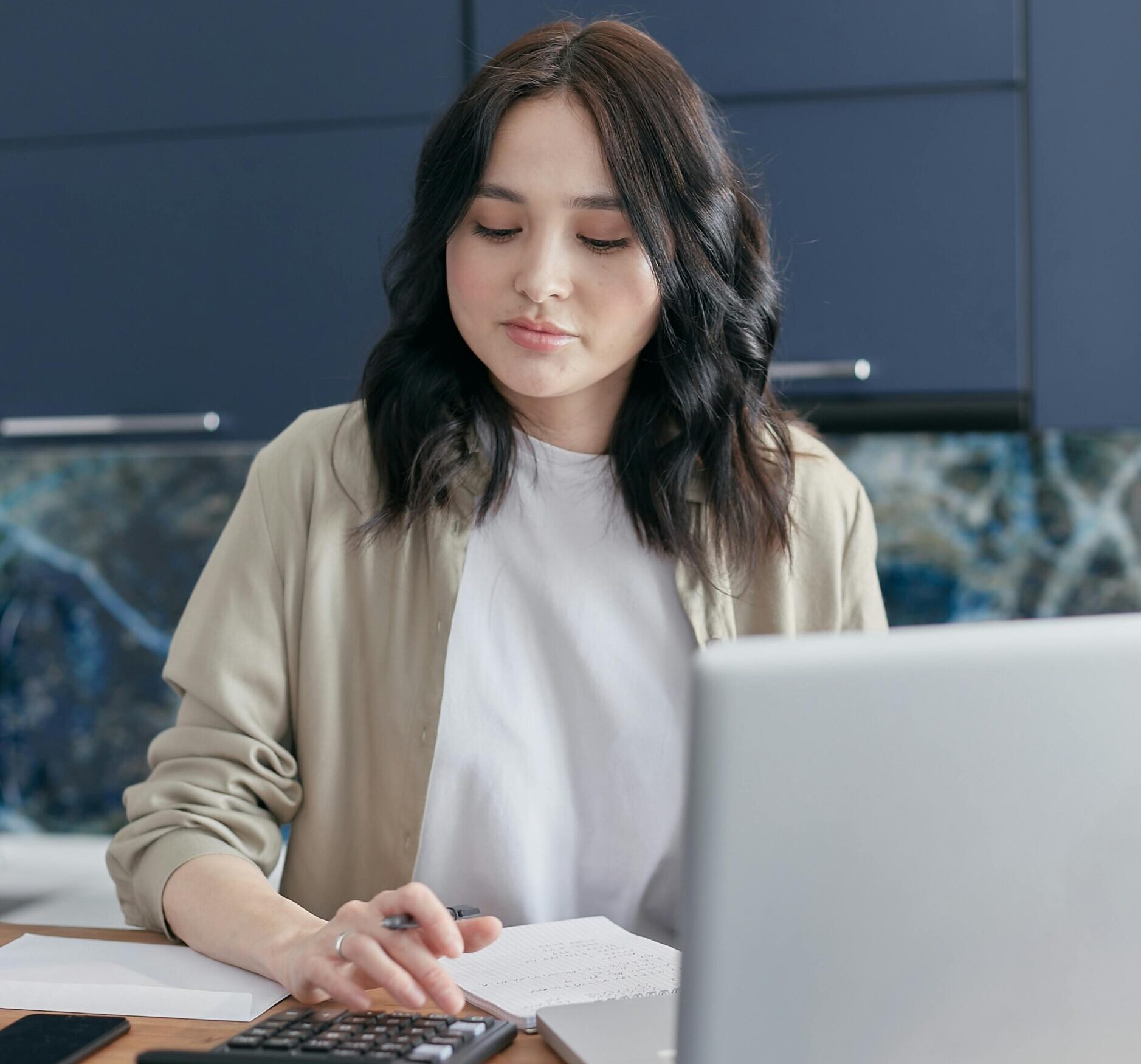 Live Smart, Spend Less: The New Budget Lifestyle